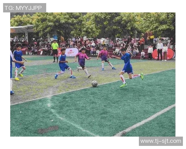 仙城足球球星荣耀再现带领球队奋勇争冠谱写绿茵新传奇